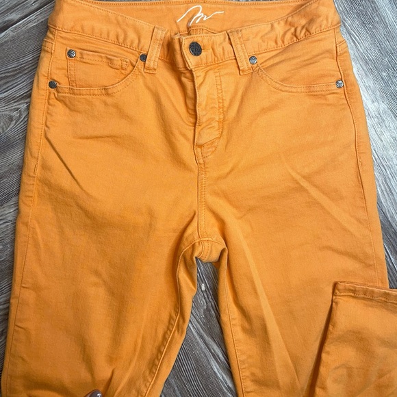 Yellow jeans - Picture 3 of 6